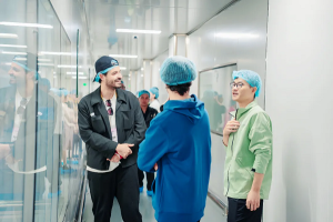 海外游学！广州国际美妆周游学团亲临萝薇智慧工厂，沉浸式溯源“中国智造”